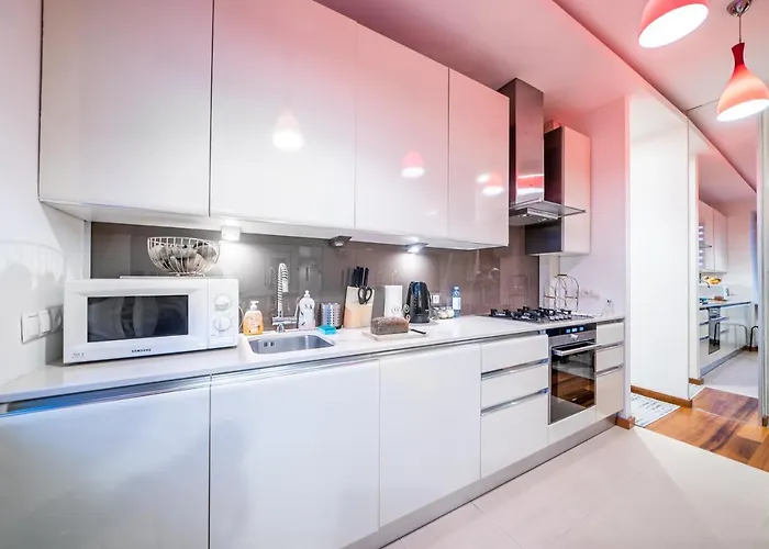 Premium National Stadium Apartment *